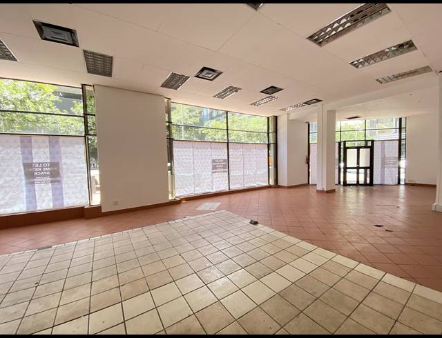 139M² RETAIL TO LET IN CAPE TOWN CITY CENTRE